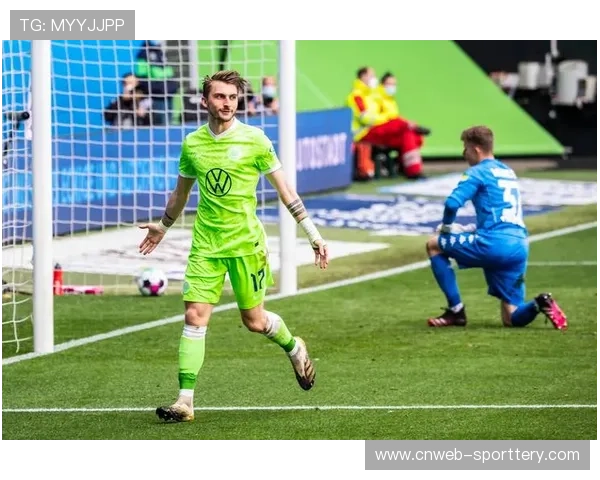 德甲转播创新：比赛期间首次连线俱乐部高管分析战术